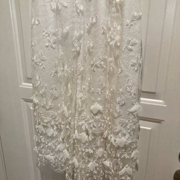 Dress The Population Darleen white flower dress - Picture 3 of 5